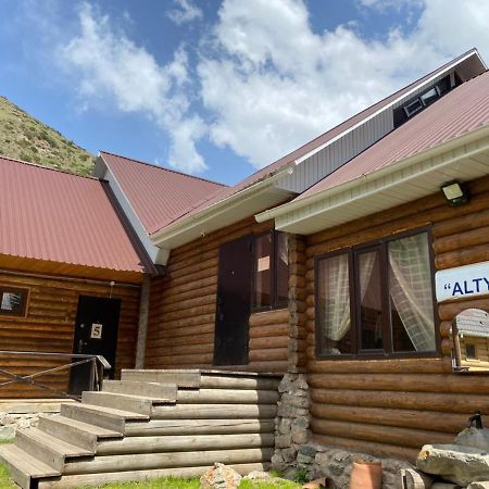 Altyn Arashan Guesthouse Экстерьер фото